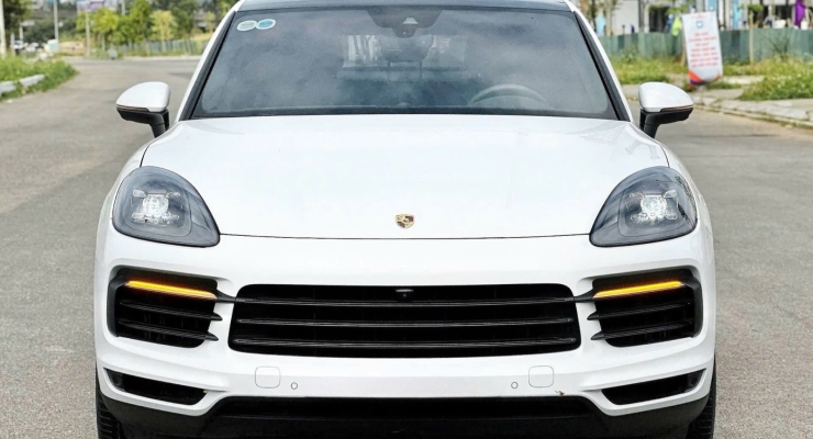 PORSCHE CAYENNE COUPE 2020 MÀU TRẮNG