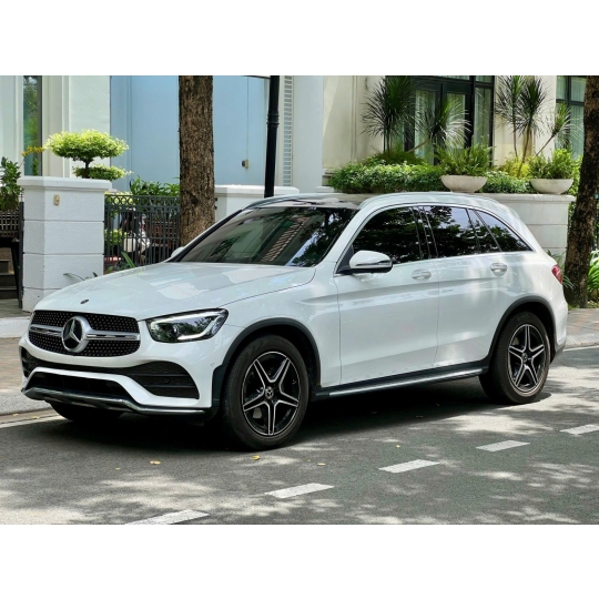 MERCEDES-BENZ GLC300 2021 TIỆN NGHI SANG TRỌNG