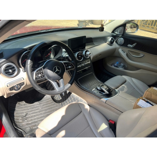 MERCEDES-BENZ C200 FACELIFT 2019 MÀU ĐỎ