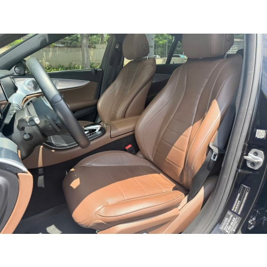 MERCEDES-BENZ E200 SPORT 2019 ĐEN/NÂU
