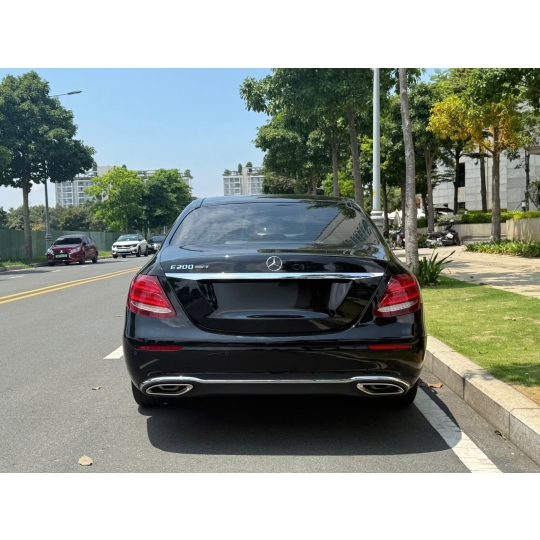 MERCEDES-BENZ E200 SPORT 2019 ĐEN/NÂU