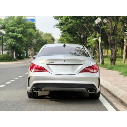 MERCEDES-BENZ CLA250 2016 BẠC/ĐEN 