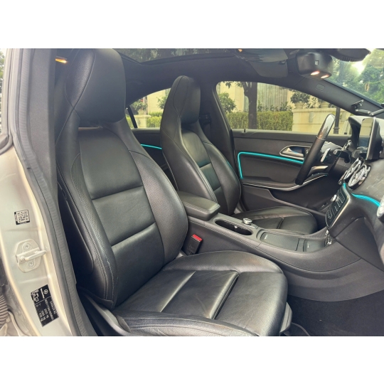 MERCEDES-BENZ CLA250 2016 BẠC/ĐEN 